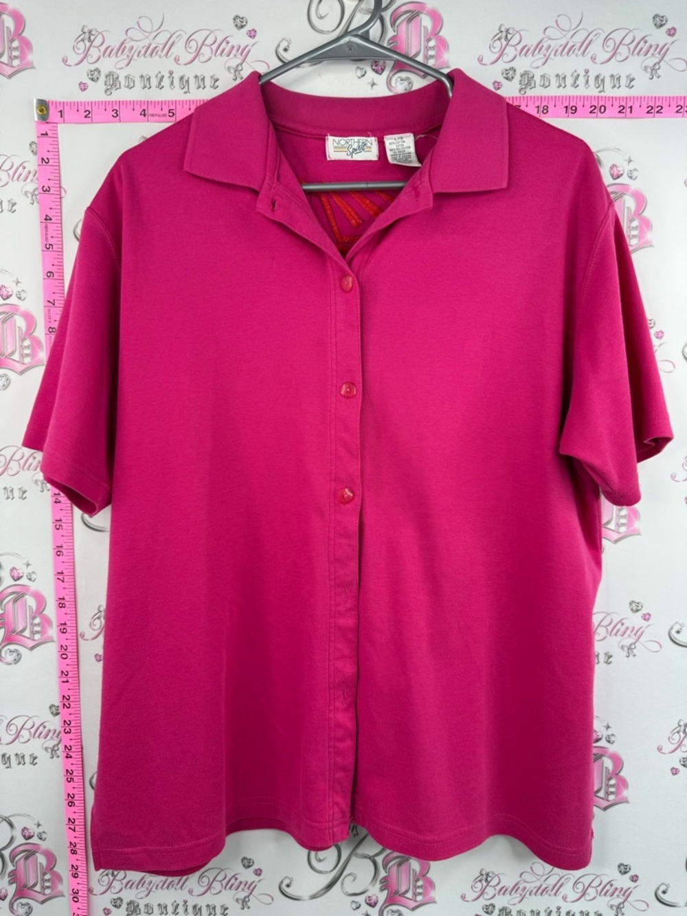 Northern spirit T-shirt, embroidery back floral Bright Pink Button-Up Polo Top